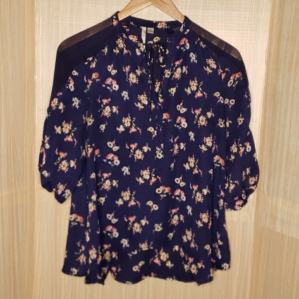 LC Lauren Conrad Navy Floral 3/4 Sleeve Blouse
